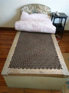 傳統工藝與現代生活的交融 探秘棕床制作與家具加工的藝術